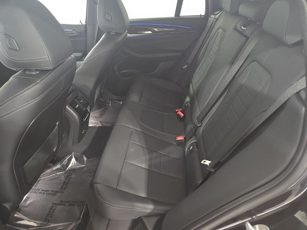 Used 2023 Gray BMW xDrive30i image 19