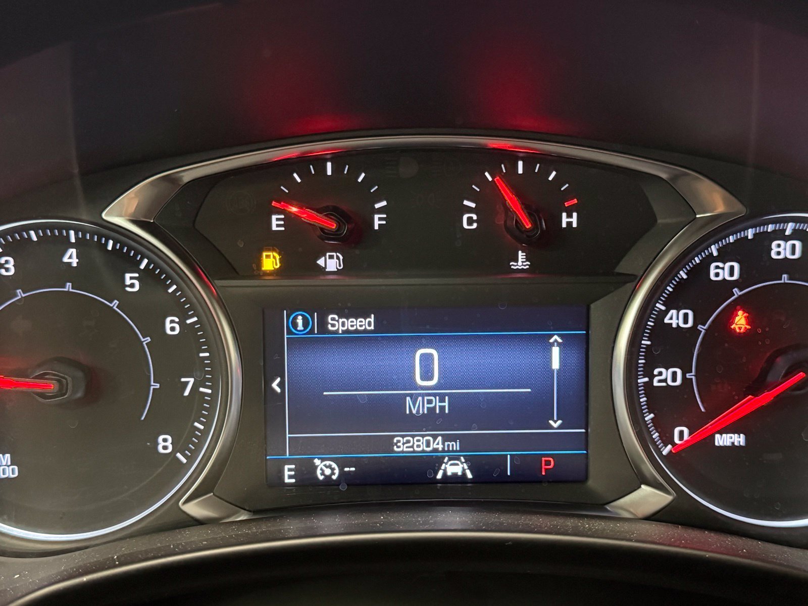 Used 2024 White GMC SLE image 11