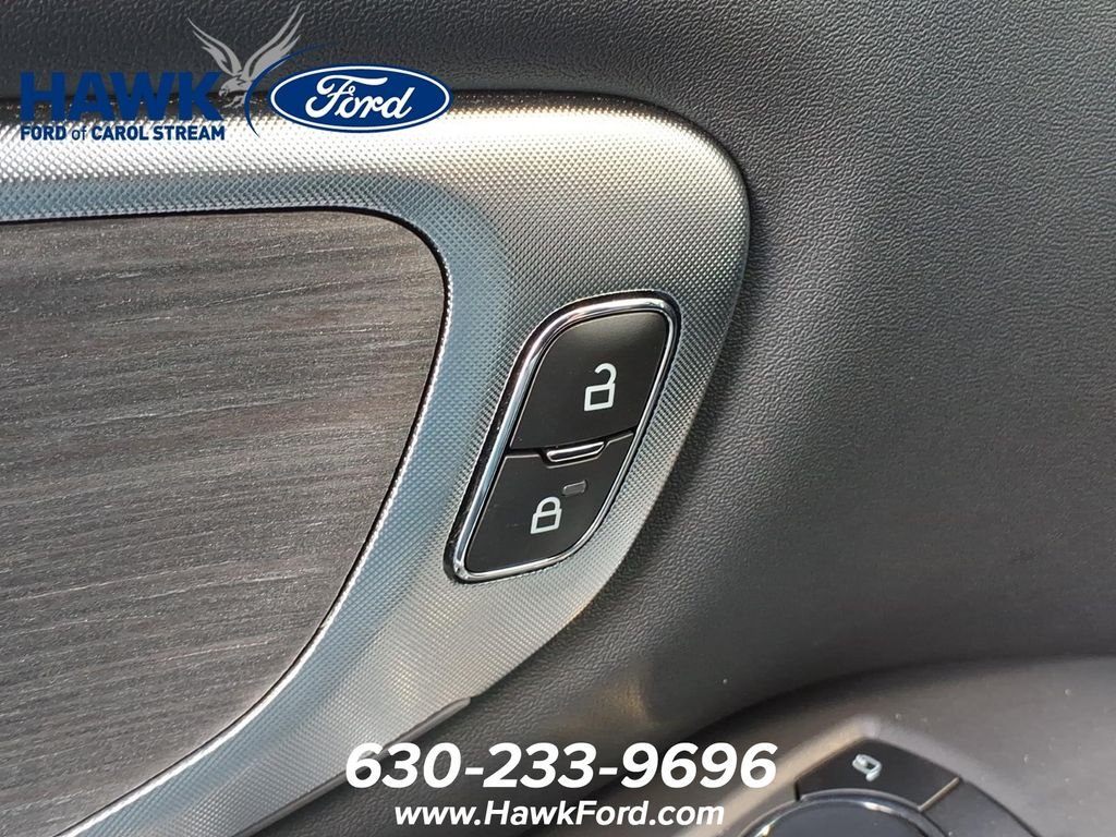 Used 2025 White Ford Platinum image 17