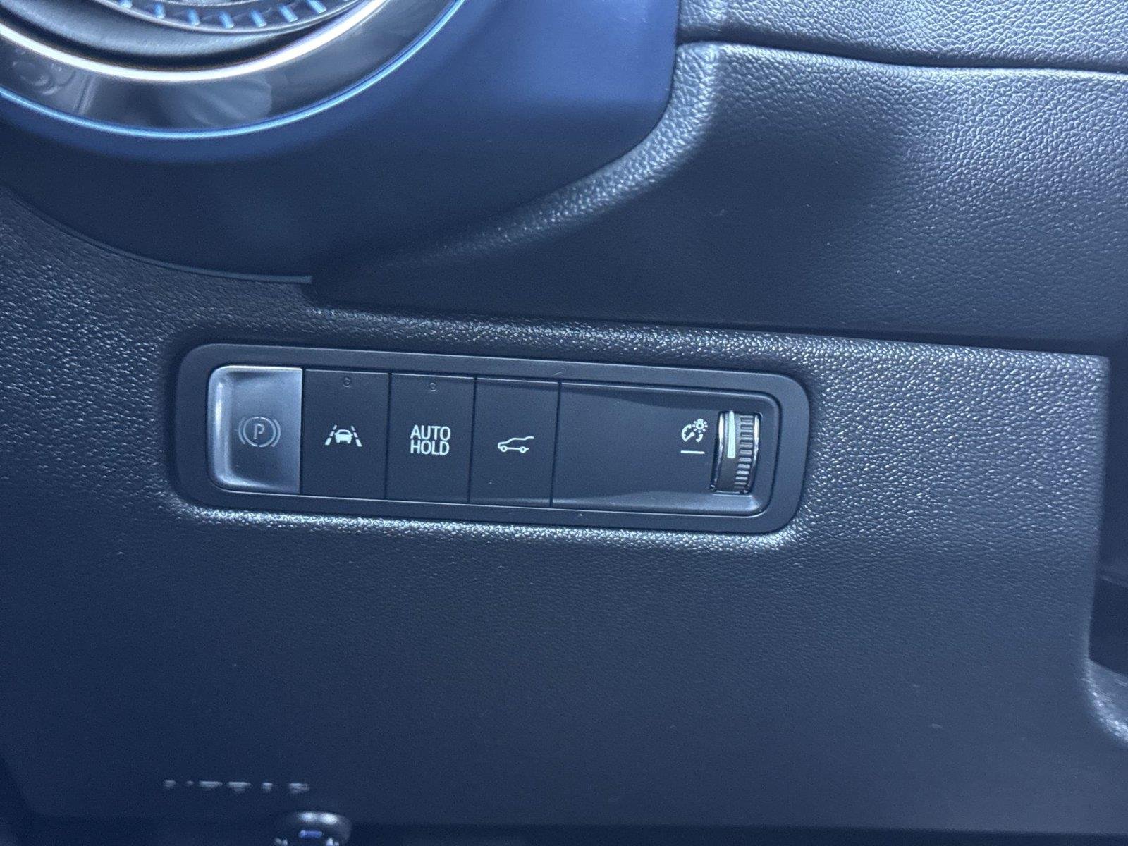 2024 Chevrolet Equinox EV LT - Photo 21