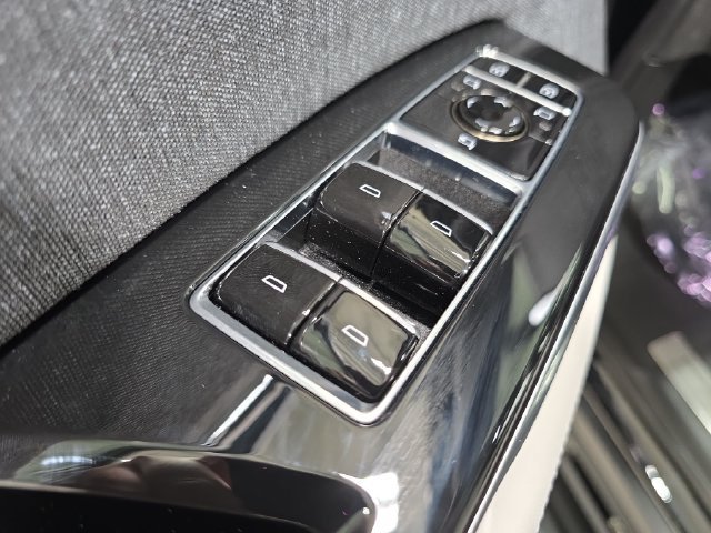 2026 Cadillac Escalade Platinum Sport - Photo 23