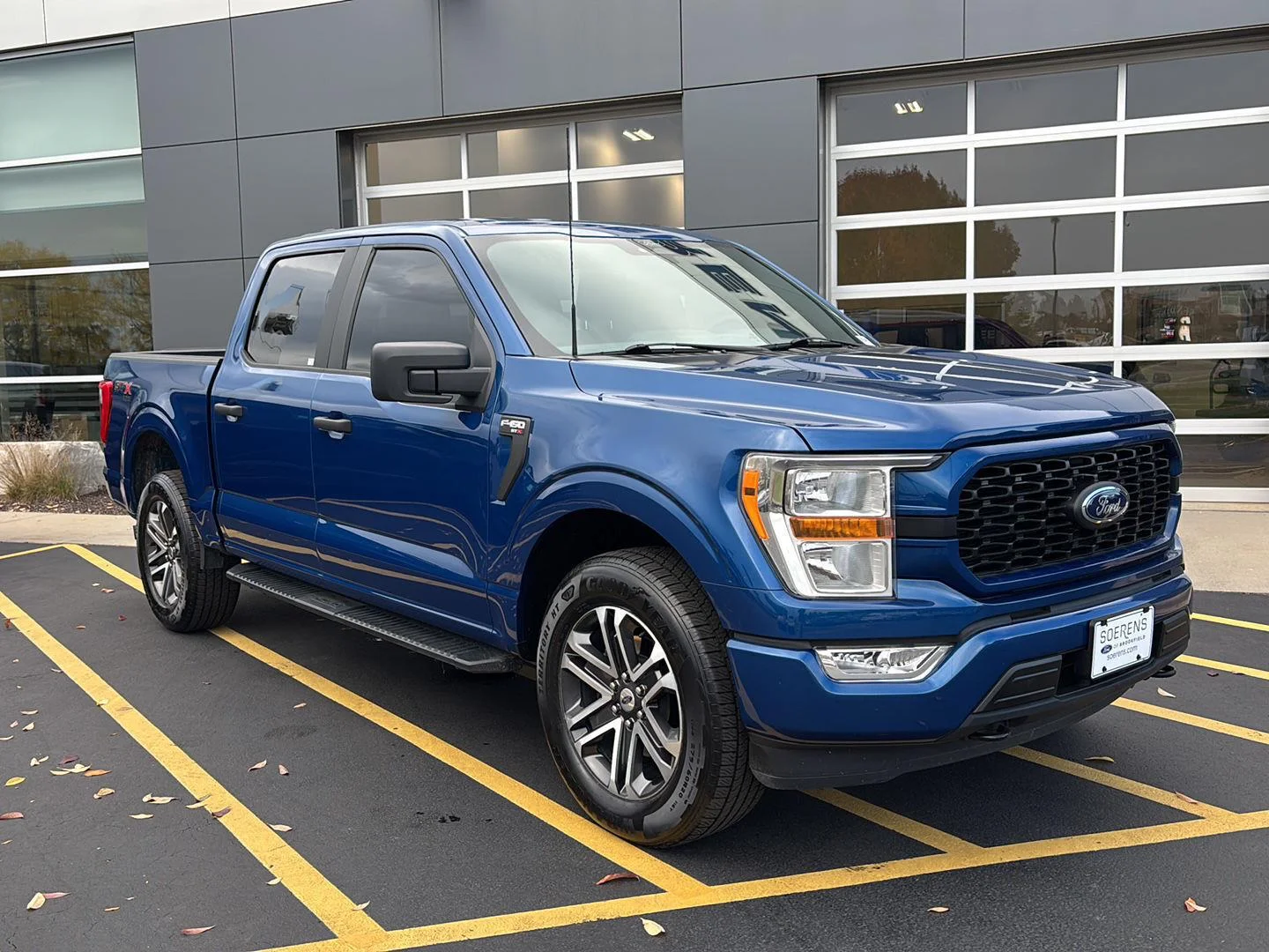 Certified Used 2022 Atlas Blue Ford XL image 2