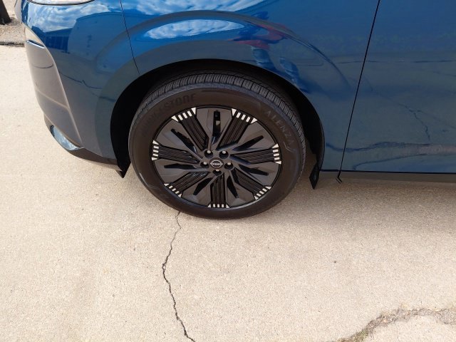 Used 2026 Blue Nissan Platinum image 40