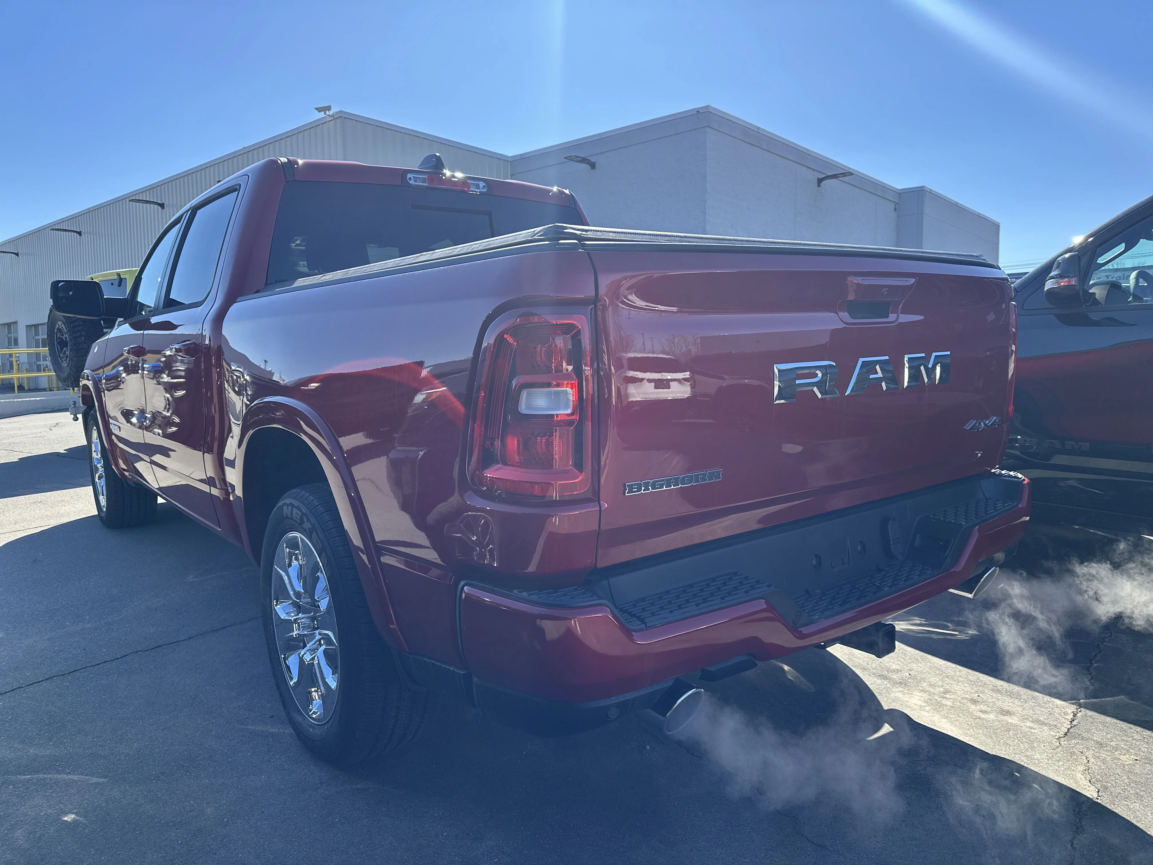 New 2026 Molten Red Pearl-Coat Exterior Paint RAM Big Horn image 6