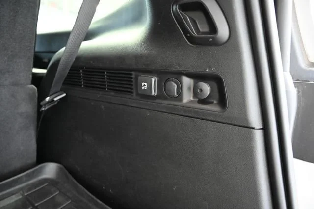 Used 2022  Jeep Series I image 8