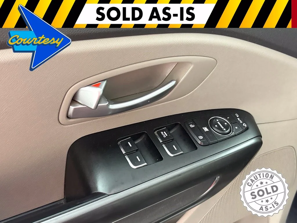 Used 2017 Black Kia LX image 25