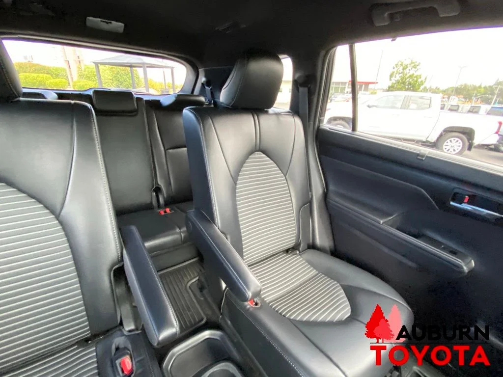Used 2022 Blueprint Toyota XSE image 27