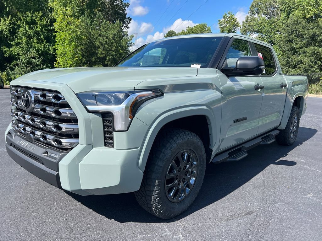 2025 Toyota Tundra SR5 - Photo 7
