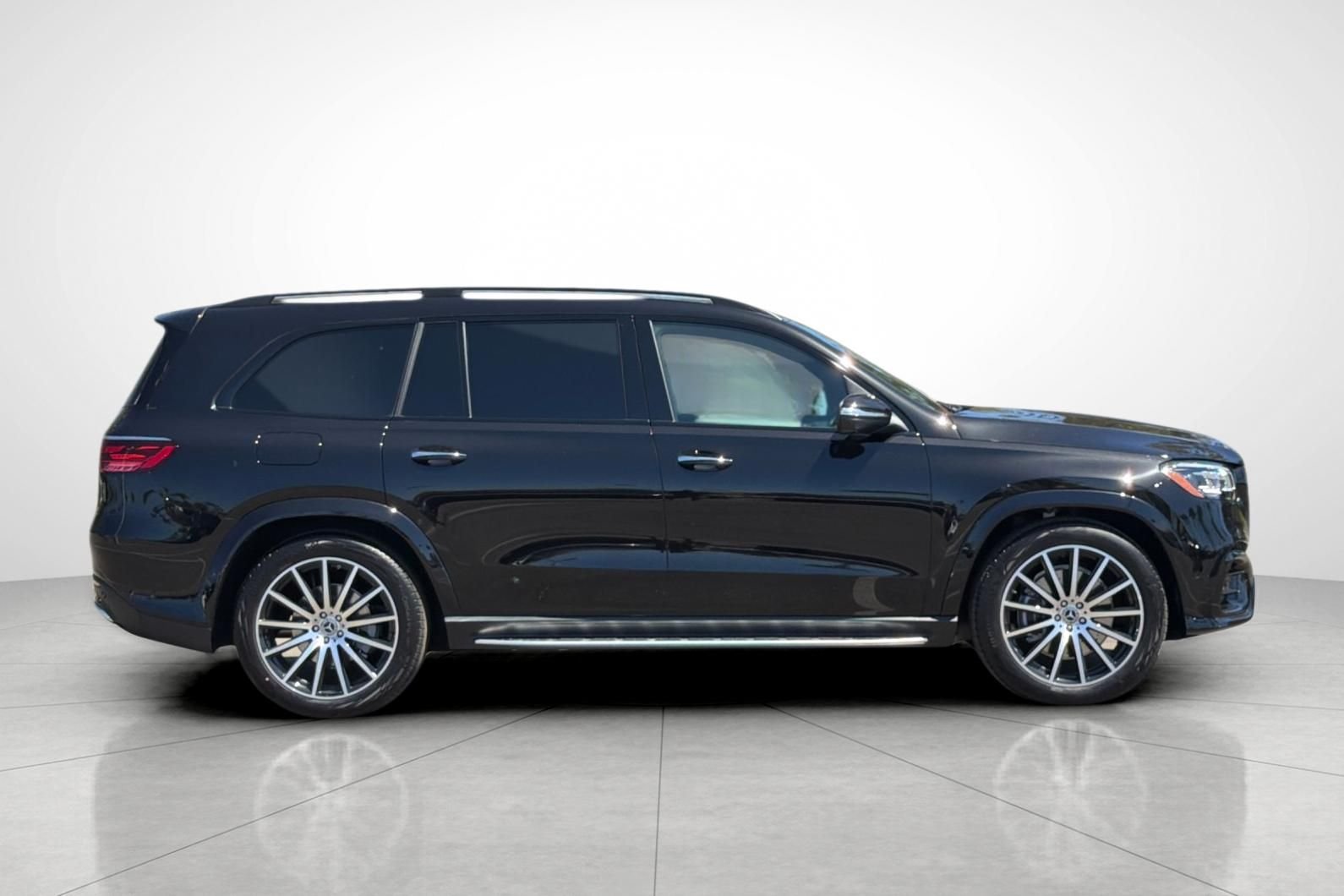 New 2026 Obsidian Black Metallic Mercedes-Benz GLS 450 image 33