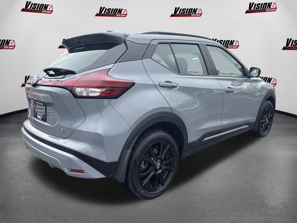 Used 2024 Gray Nissan SR image 5