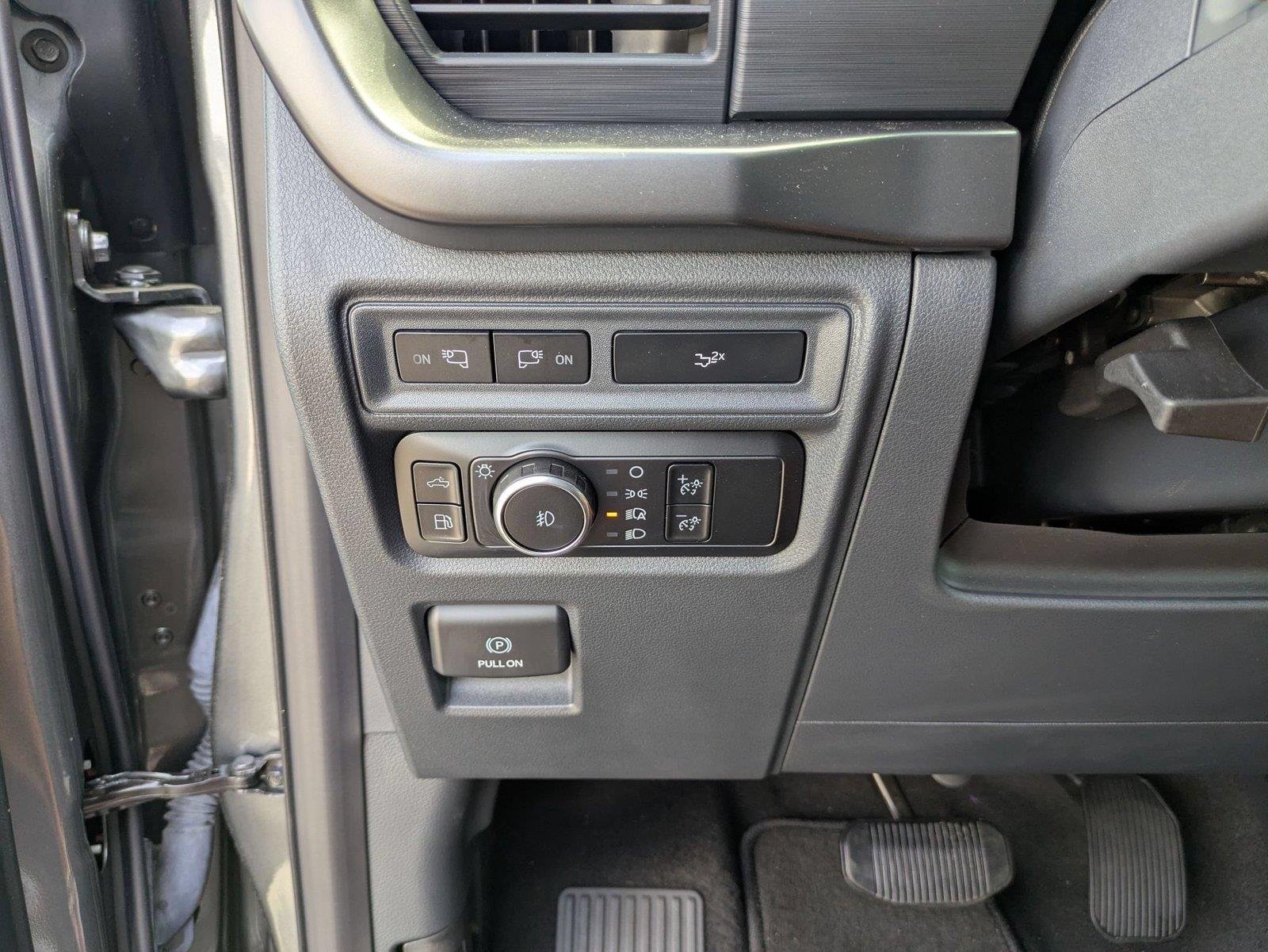 New 2024 Carbonized Gray Metallic Ford XLT image 14