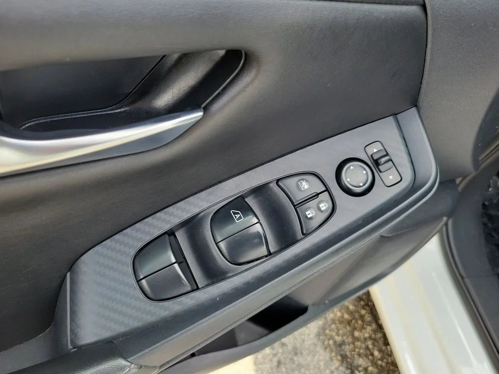 Used 2024 White Nissan SV image 22