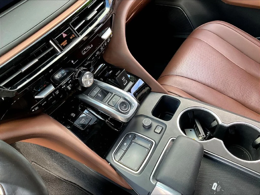 Used 2023 Black Acura Technology image 20