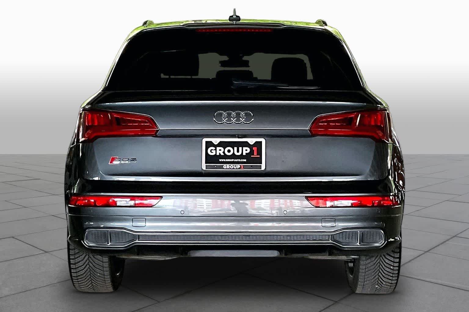 Used 2018 Daytona Gray Pearl Effect Audi Prestige image 4