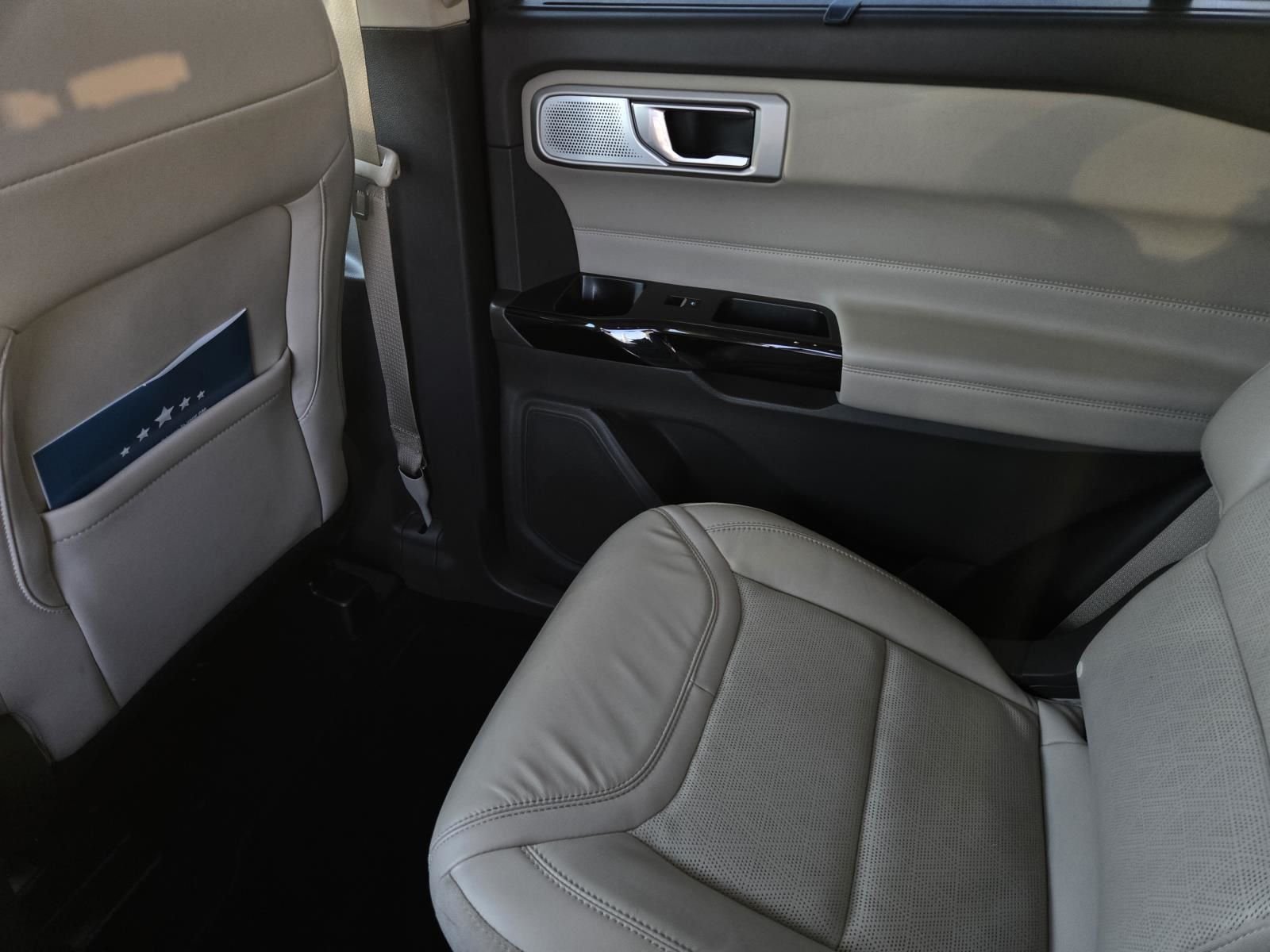 2021 Ford Explorer Platinum - Photo 20