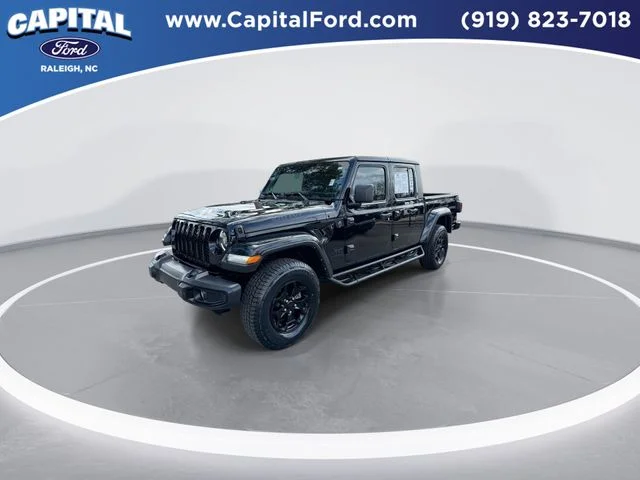 Used 2022 Black Jeep Willys image 4