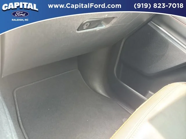 Used 2025 White Ford Active image 28