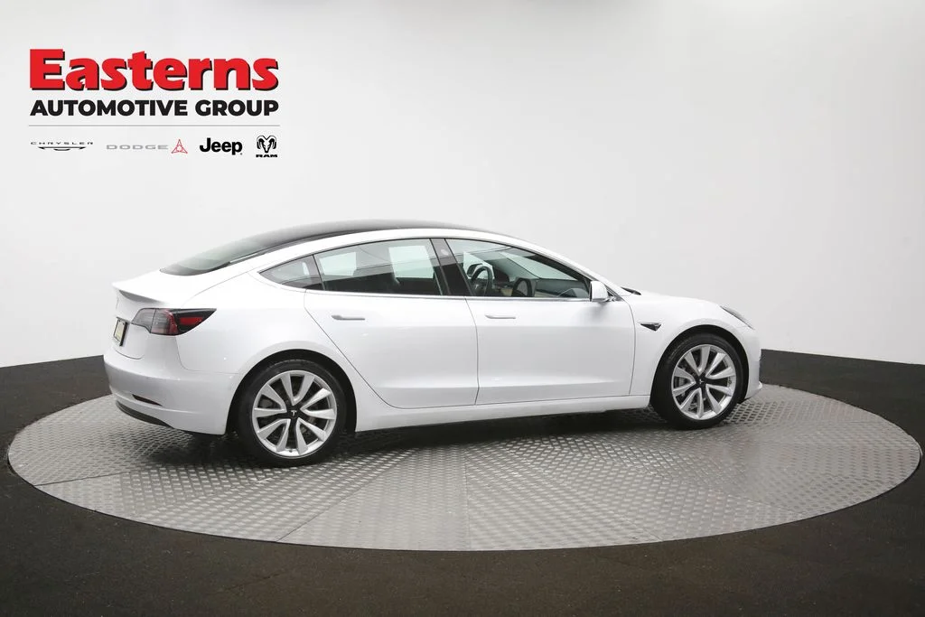 Used 2019 White Tesla Standard Range Plus image 37