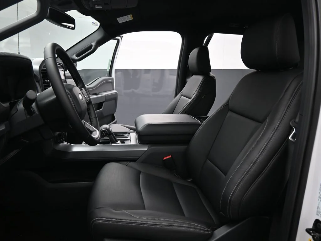 New 2026 White Ford XLT image 9