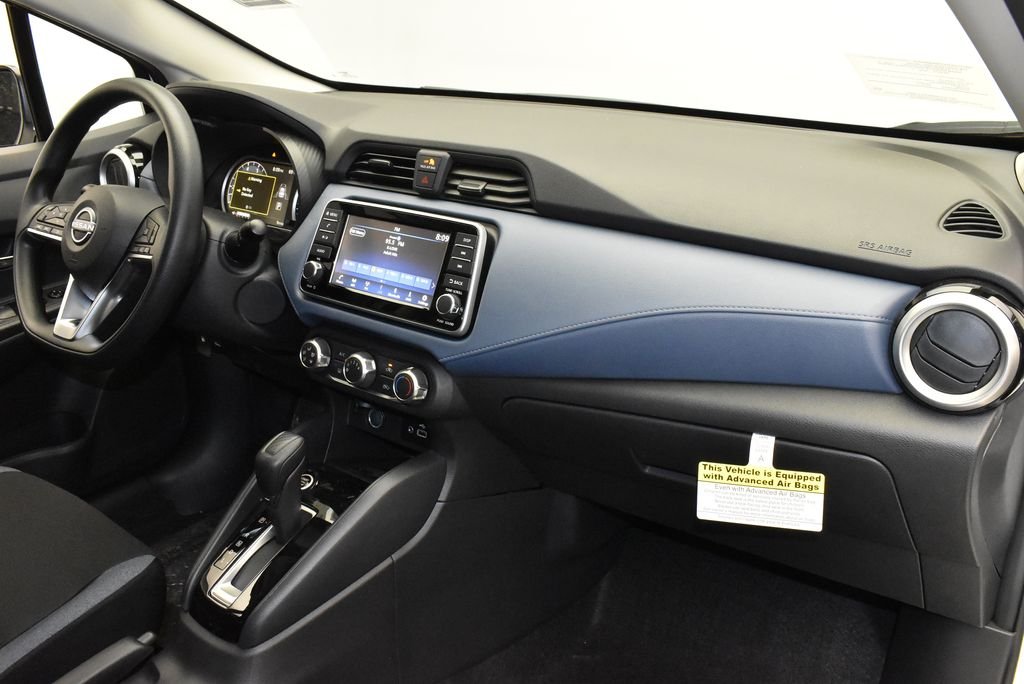 2025 Nissan Versa Sedan SV - Photo 24