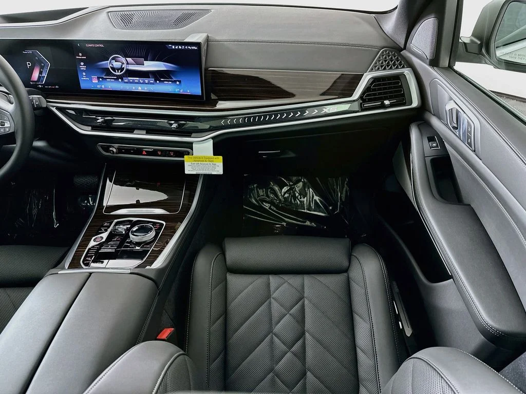 New 2026 Alpine White BMW xDrive40i image 27
