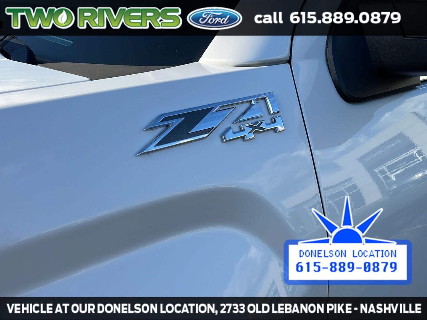 Used 2018 White Frost Tri-Coat GMC SLE image 5