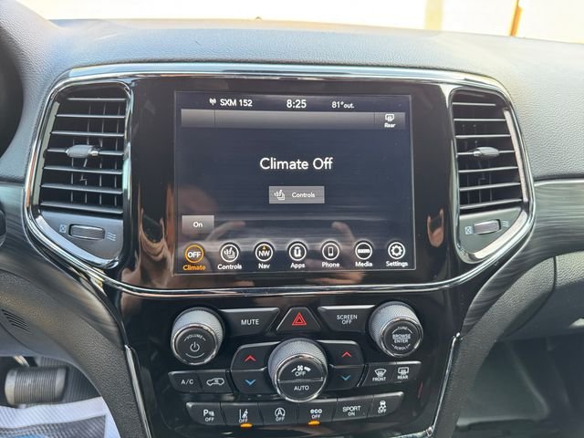 Used 2021 Black Jeep Laredo X image 20