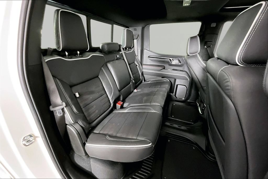 2026 GMC Sierra 1500 AT4X - Photo 10