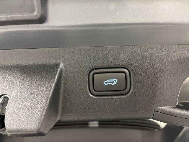 New 2026 Gray Hyundai SEL AWD image 29