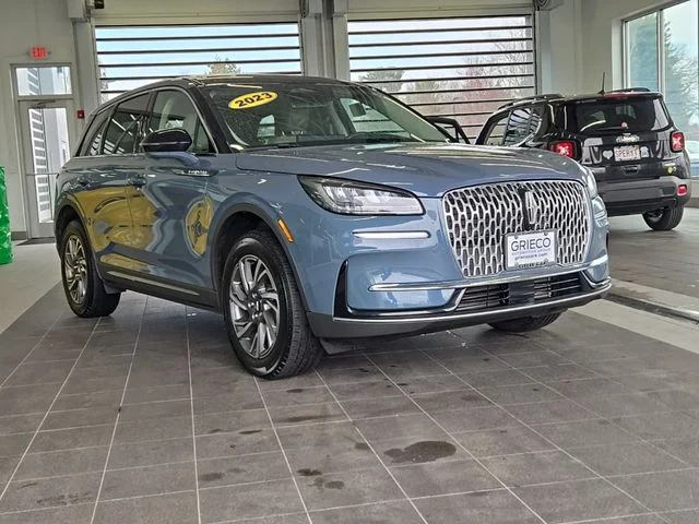 2023 Lincoln Corsair AWD's photo