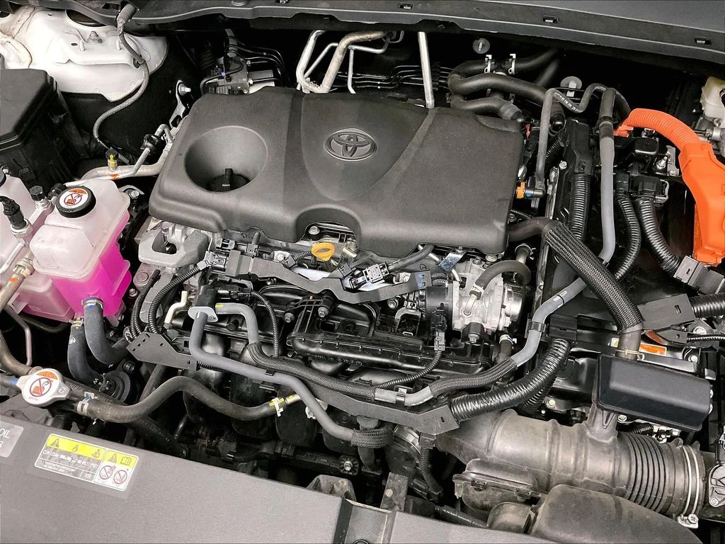Used 2025 Beige Toyota XLE image 39