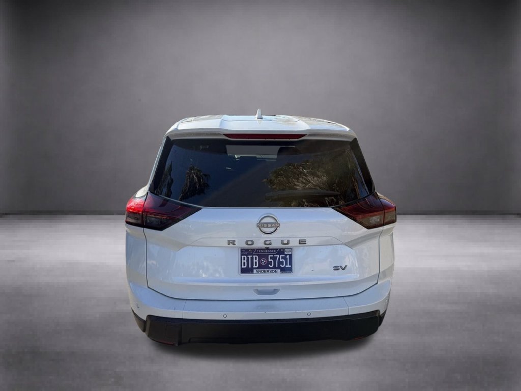 Used 2024 White/off-white Nissan SV image 12