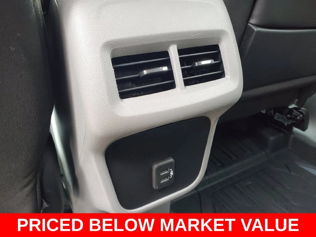 Used 2020 Gray GMC SLE image 29
