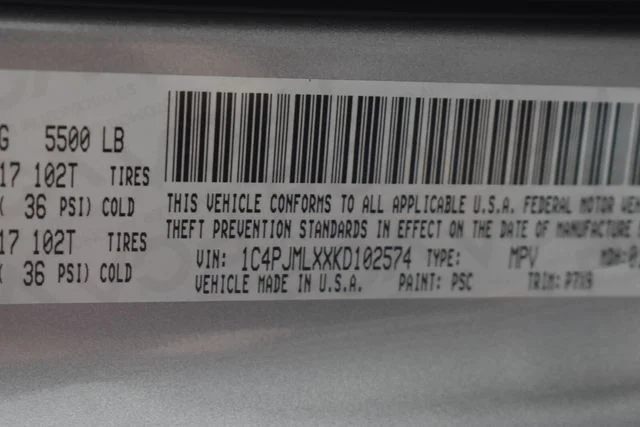 Used 2019 Silver Jeep Latitude Plus image 39