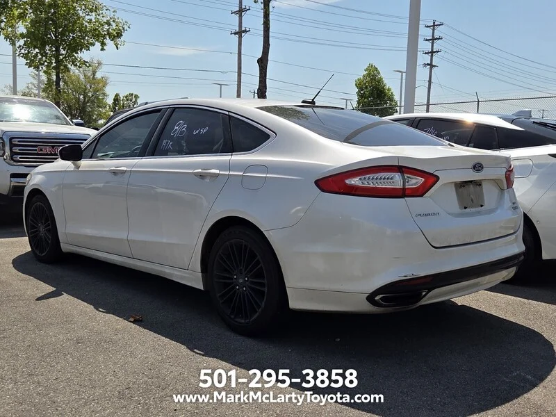 Used 2014  FORD SE image 3