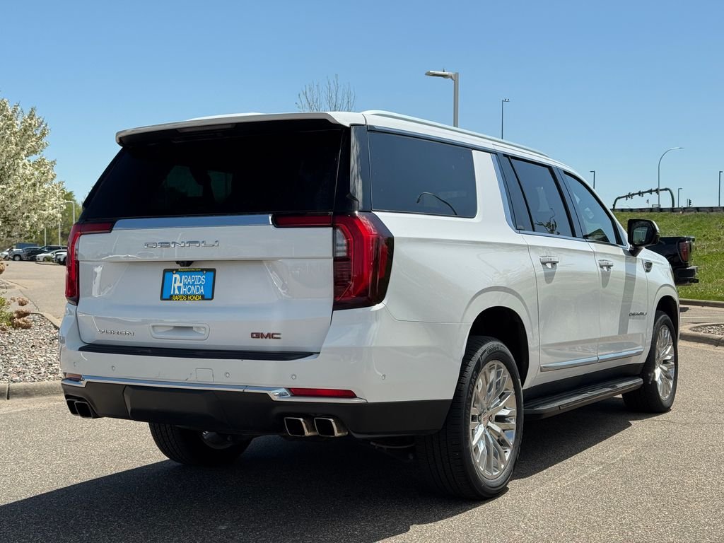 2025 GMC Yukon XL Denali - Photo 5