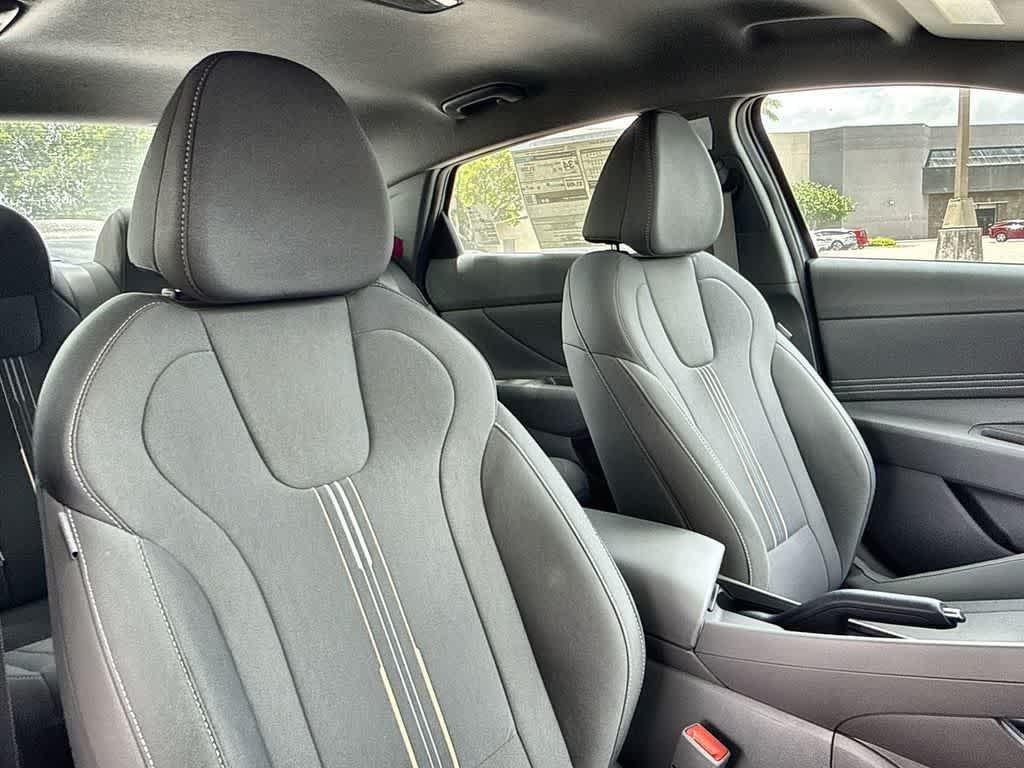 New 2026 Amazon Gray Hyundai SEL Sport image 27