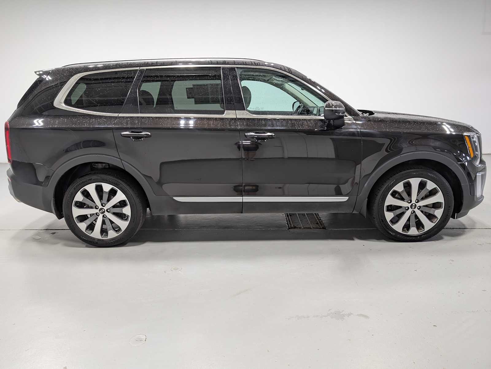 Used 2021 Black Copper Kia S image 7