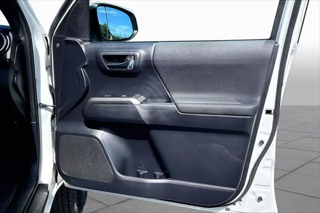 Certified Used 2020 ICE CAP Toyota  image 23