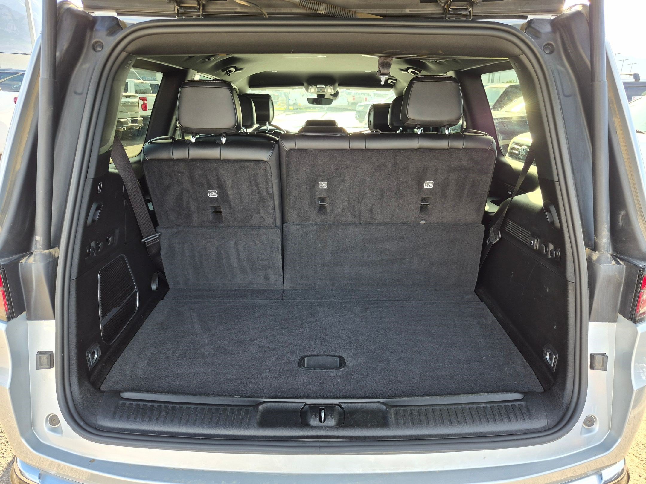Used 2023 Silver Zynith Jeep Base image 30