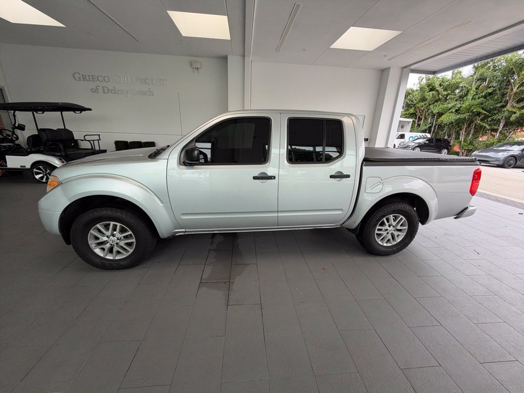 Used 2019 Silver Nissan SV image 5