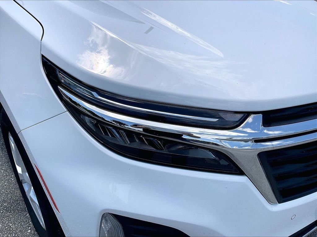 Used 2023 Summit White Chevrolet LT image 29