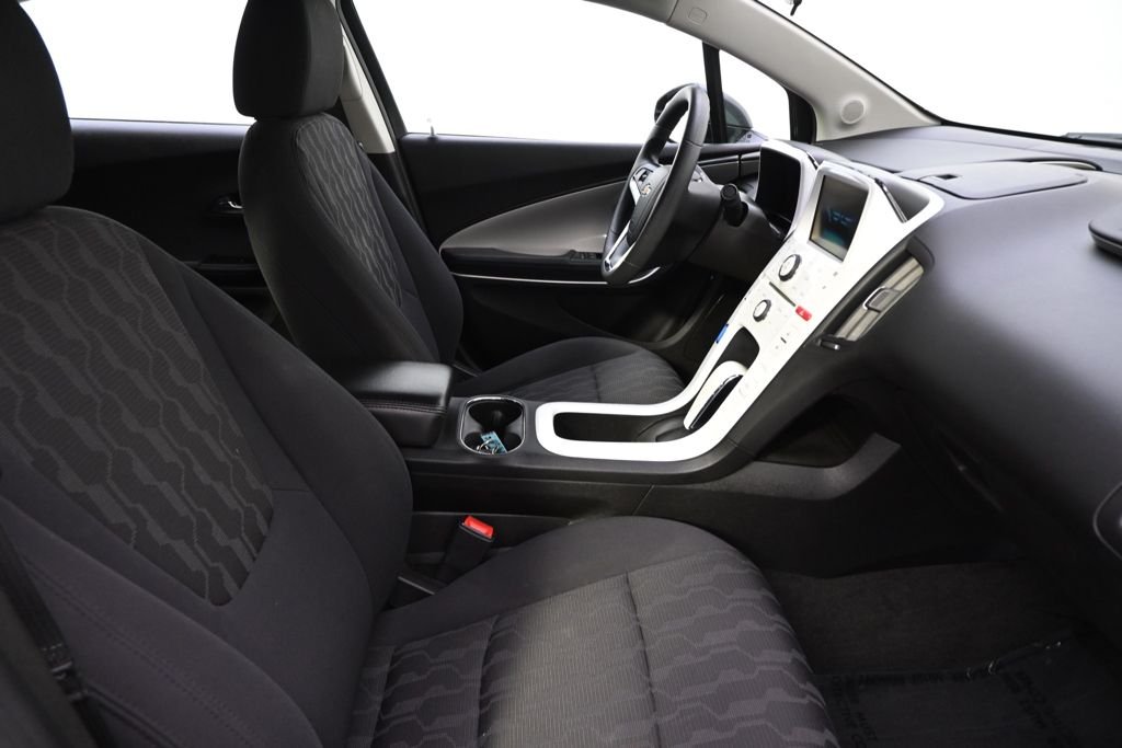 Used 2013 Cyber Gray Metallic Chevrolet Base image 16