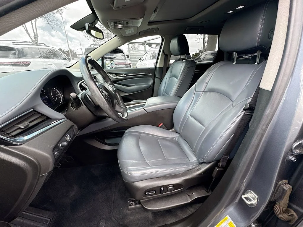 Used 2020  Buick Essence image 20