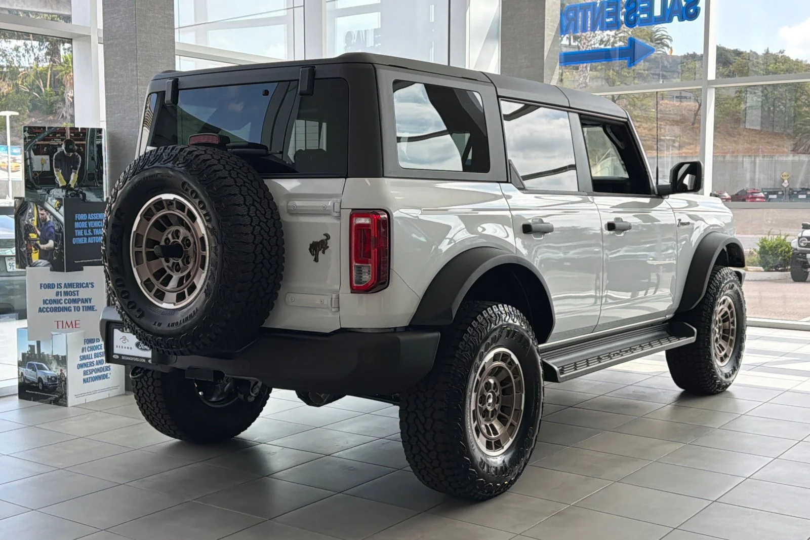New 2026 White Ford Big Bend image 3