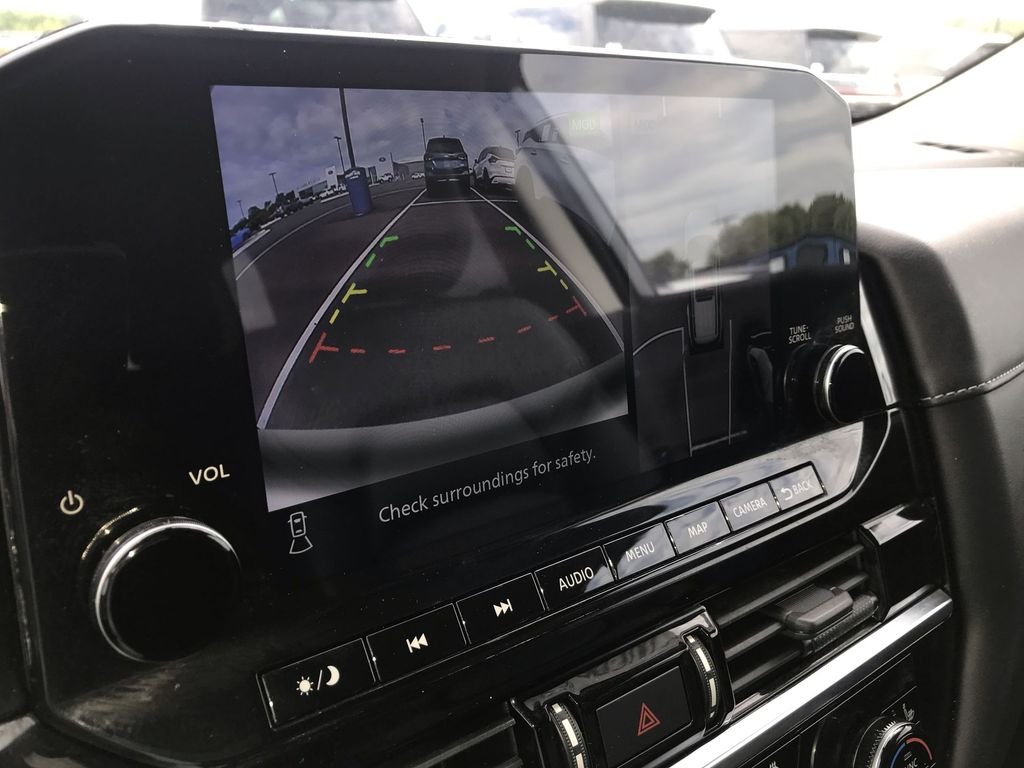 Used 2023 Gray Nissan SL image 17