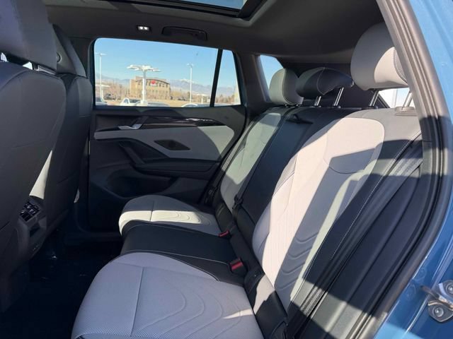 New 2026 Blue Volkswagen SE R-Line Black image 32