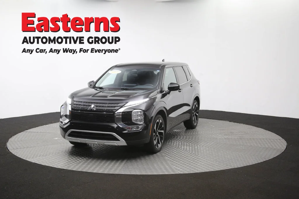Used 2024 Black Mitsubishi SE image 55