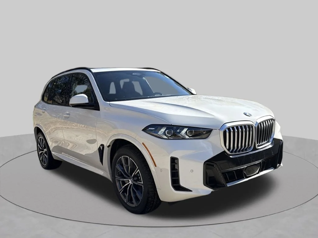 Used 2026 White BMW xDrive40i image 8