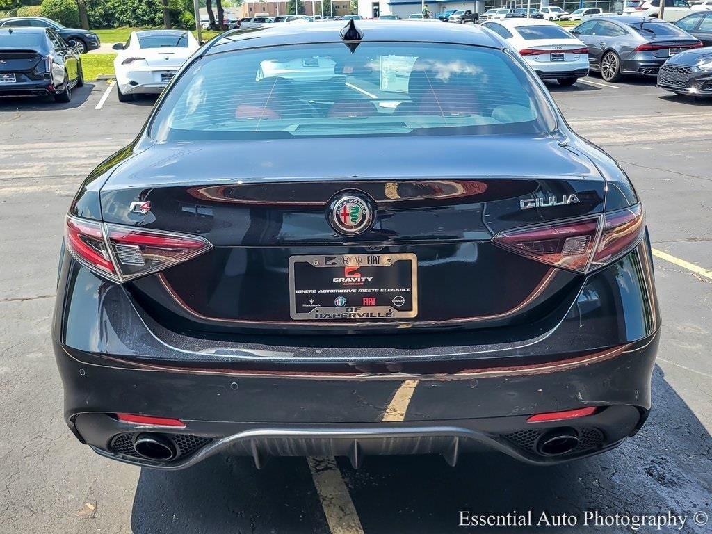 2025 ALFA ROMEO GIULIA (952) - Image 4